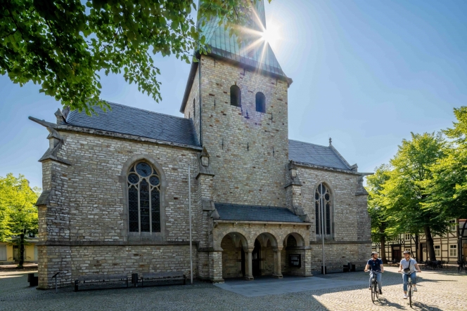 Der historische Kirchplatz in Delbrück ©Teutoburger Wald Tourismus, Patrick Gawandtka